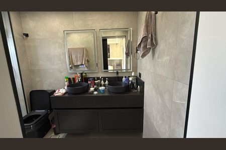 Apartamento à venda com 120m², 2 quartos e 2 vagasBanheiro