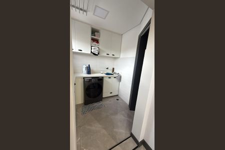 Apartamento à venda com 120m², 2 quartos e 2 vagasÁrea de serviço