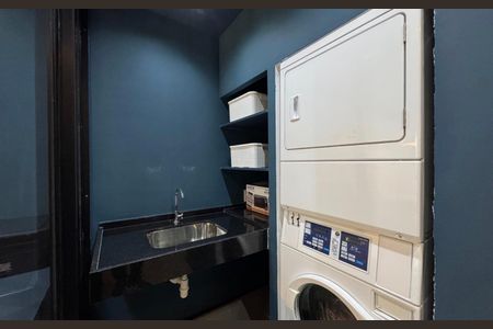 Studio para alugar com 25m², 1 quarto e sem vaga Studio para alugar com 25m², 1 quarto e sem vagaLavanderia