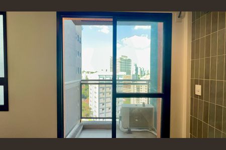 Studio para alugar com 25m², 1 quarto e sem vaga Studio para alugar com 25m², 1 quarto e sem vagaVaranda