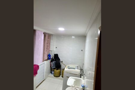 Casa à venda com 120m², 3 quartos e 2 vagasÁrea de serviço