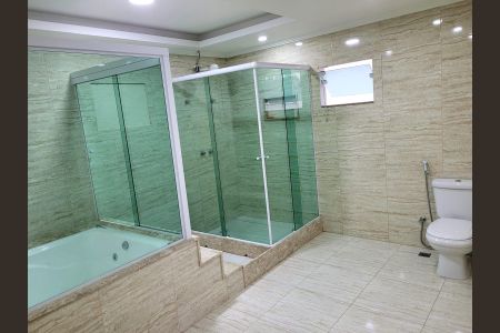 Banheiro de casa à venda com 3 quartos, 120m² em Itanhangá, Rio de Janeiro