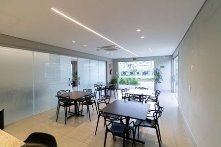 Apartamento à venda com 104m², 2 quartos e 2 vagas Apartamento à venda com 104m², 2 quartos e 2 vagasÁrea comum - Salão de festas