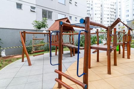 Apartamento à venda com 104m², 2 quartos e 2 vagas Apartamento à venda com 104m², 2 quartos e 2 vagasÁrea comum - Playground