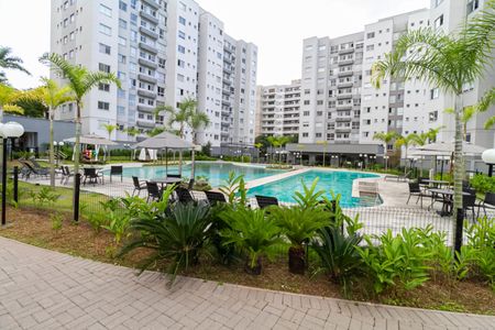 Apartamento à venda com 104m², 2 quartos e 2 vagas Apartamento à venda com 104m², 2 quartos e 2 vagasÁrea comum - Piscina