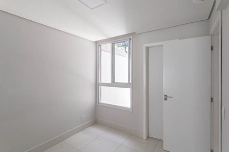 Apartamento à venda com 104m², 2 quartos e 2 vagas Apartamento à venda com 104m², 2 quartos e 2 vagasSuíte