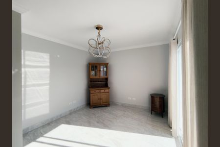 Casa de condomínio à venda com 300m², 3 quartos e 4 vagasSala 2