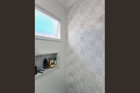 Casa de condomínio à venda com 300m², 3 quartos e 4 vagasBanheiro da Suíte