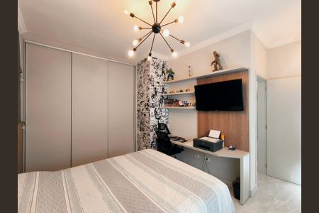 Casa de condomínio à venda com 300m², 3 quartos e 4 vagasQuarto 2