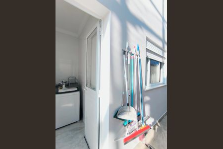 Casa de condomínio à venda com 300m², 3 quartos e 4 vagasÁrea de Serviço