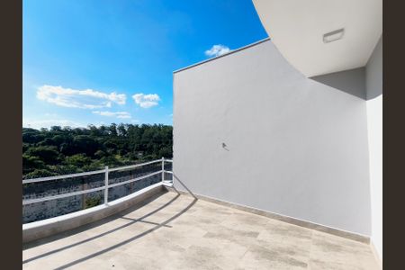 Casa de condomínio à venda com 300m², 3 quartos e 4 vagasSala 2