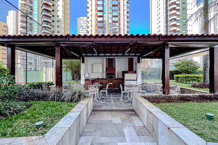 Apartamento à venda com 170m², 3 quartos e 3 vagasÁrea comum - Churrasqueira