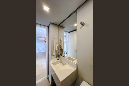 Apartamento à venda com 170m², 3 quartos e 3 vagasLavabo