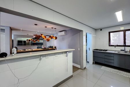 Apartamento à venda com 170m², 3 quartos e 3 vagasCozinha