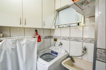 Apartamento à venda com 54m², 2 quartos e 1 vagaCozinha e Área de Serviço