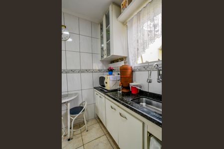 Apartamento à venda com 54m², 2 quartos e 1 vagaCozinha e Área de Serviço