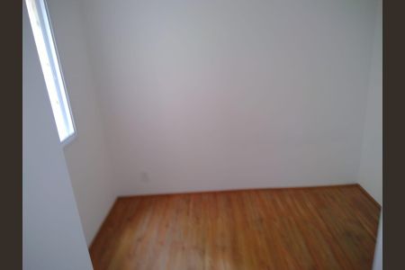 Quarto1 de apartamento para alugar com 2 quartos, 32m² em Vila Carmosina, São Paulo