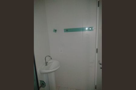 Apartamento para alugar com 32m², 2 quartos e sem vagaBanheiro 