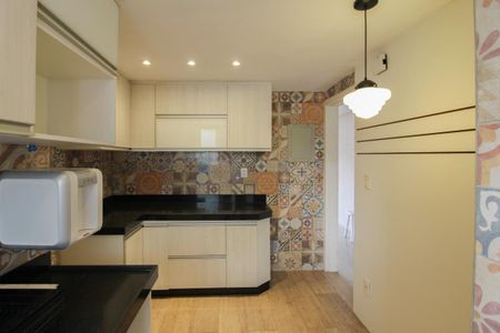 Apartamento à venda com 96m², 3 quartos e 2 vagasCozinha