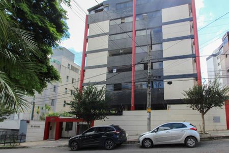 Apartamento à venda com 96m², 3 quartos e 2 vagasFachada