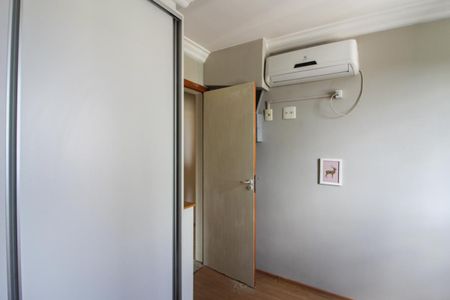 Apartamento à venda com 96m², 3 quartos e 2 vagasQuarto 2