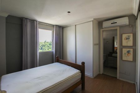 Apartamento à venda com 96m², 3 quartos e 2 vagasSuíte