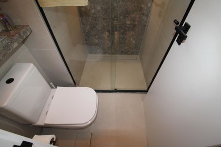 Apartamento à venda com 96m², 3 quartos e 3 vagasQuarto 3 - Banheiro