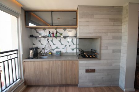 Apartamento à venda com 96m², 3 quartos e 3 vagasSala / Cozinha - Varanda