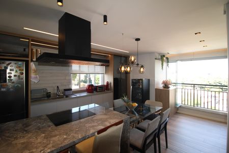 Apartamento à venda com 96m², 3 quartos e 3 vagasSala / Cozinha