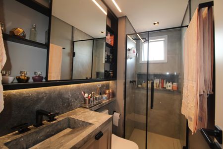 Apartamento à venda com 96m², 3 quartos e 3 vagasQuarto 2 - Banheiro