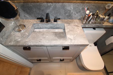 Apartamento à venda com 96m², 3 quartos e 3 vagasQuarto 2 - Banheiro