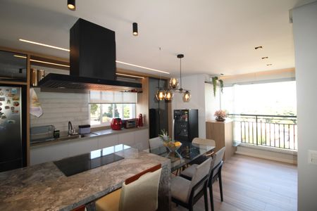 Apartamento à venda com 96m², 3 quartos e 3 vagasSala / Cozinha