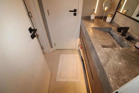 Apartamento à venda com 96m², 3 quartos e 3 vagasQuarto 3 - Banheiro