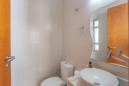 Casa à venda com 410m², 4 quartos e 4 vagasBanheiro da Edicula