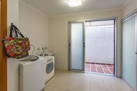 Casa à venda com 410m², 4 quartos e 4 vagasÁrea de Serviço