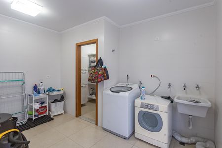 Casa à venda com 410m², 4 quartos e 4 vagasÁrea de Serviço