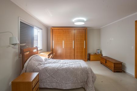 Casa à venda com 410m², 4 quartos e 4 vagasSuíte 3