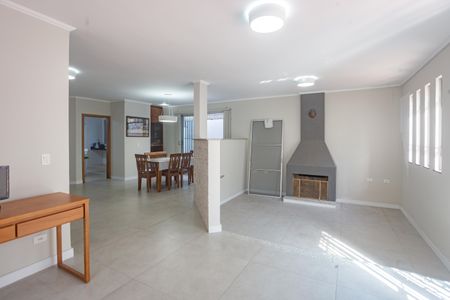 Casa à venda com 410m², 4 quartos e 4 vagasSala