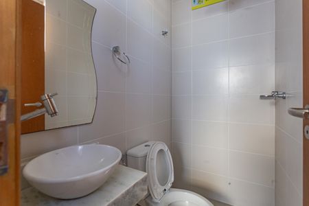 Casa à venda com 410m², 4 quartos e 4 vagasBanheiro de serviço