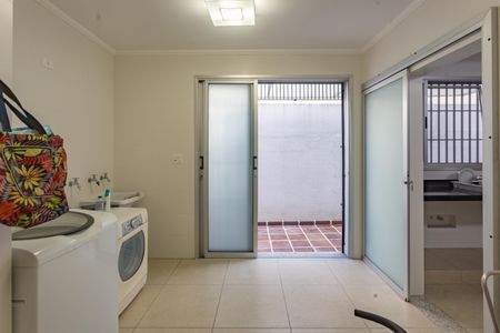 Casa à venda com 410m², 4 quartos e 4 vagasÁrea de Serviço