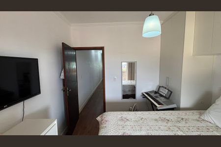 Casa à venda com 270m², 3 quartos e 2 vagasQuarto 2