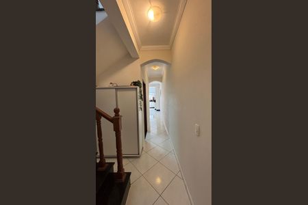 Casa à venda com 270m², 3 quartos e 2 vagasCorredor