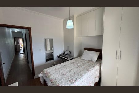 Casa à venda com 270m², 3 quartos e 2 vagasQuarto 2
