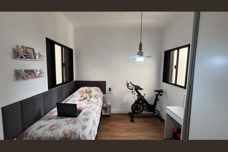 Casa à venda com 270m², 3 quartos e 2 vagasQuarto 3