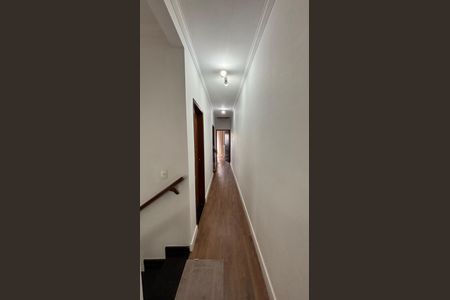 Casa à venda com 270m², 3 quartos e 2 vagasCorredor