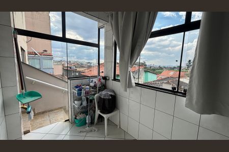 Casa à venda com 270m², 3 quartos e 2 vagasÁrea de Serviço