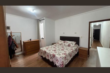 Casa à venda com 270m², 3 quartos e 2 vagasQuarto 1