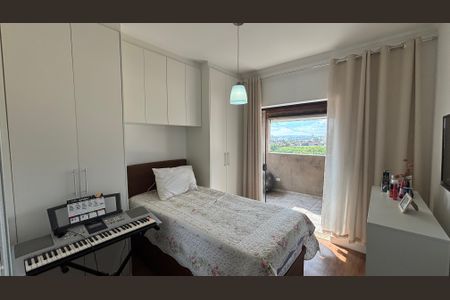 Casa à venda com 270m², 3 quartos e 2 vagasQuarto 2