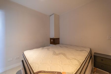 Casa de condomínio à venda com 180m², 3 quartos e 2 vagasQuarto 1