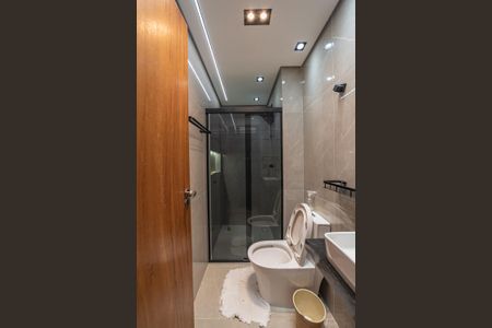 Casa de condomínio à venda com 180m², 3 quartos e 2 vagasBanheiro Social